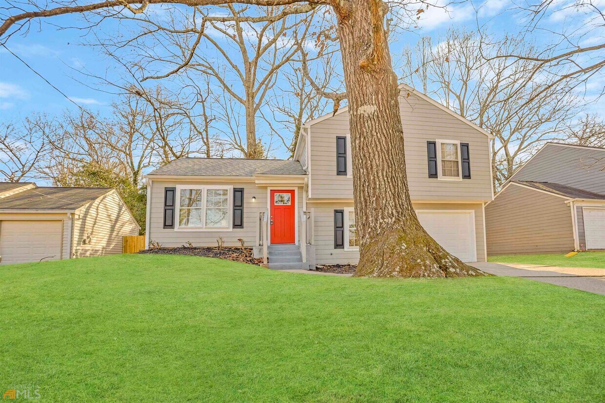 4621 High Collier Walk, Stone Mountain, GA 30083 House Rental in