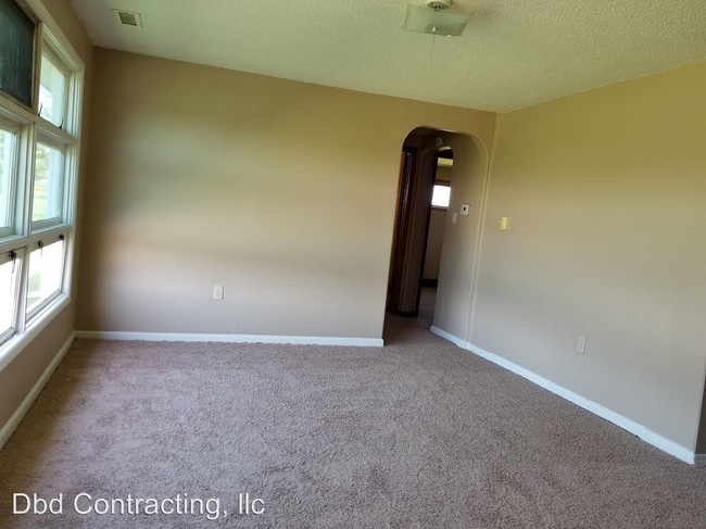 Building Photo - 3832 McKinnie Ave