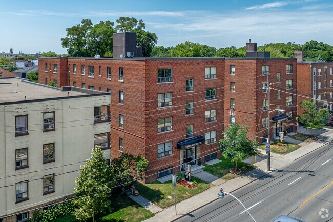 Building Photo - 1596-1598A Bathurst Street