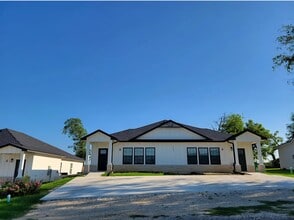 Building Photo - 112 Cora Lee Ln
