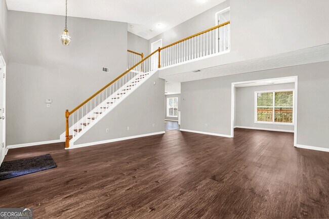 Foto del edificio - 690 Burnham Ridge