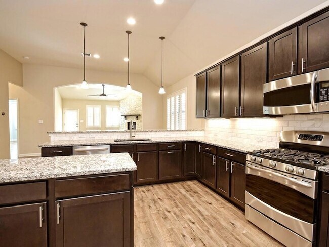 Foto del edificio - 2216 Lookout Range Dr