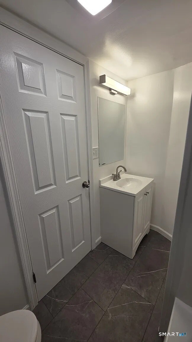 Foto del edificio - 209 Laurel Hill Ave