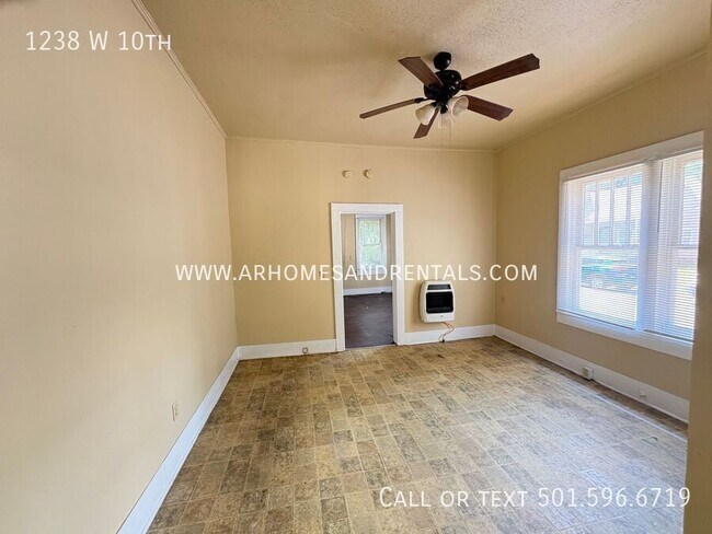 Building Photo - 1238 W 10th-