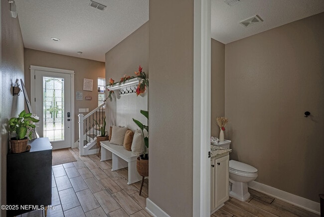 Building Photo - 3693 Lightview Ln