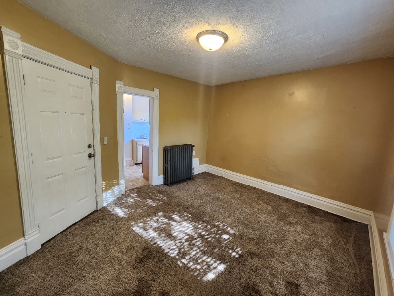 Primary Photo - 1575 Coit Ave NE