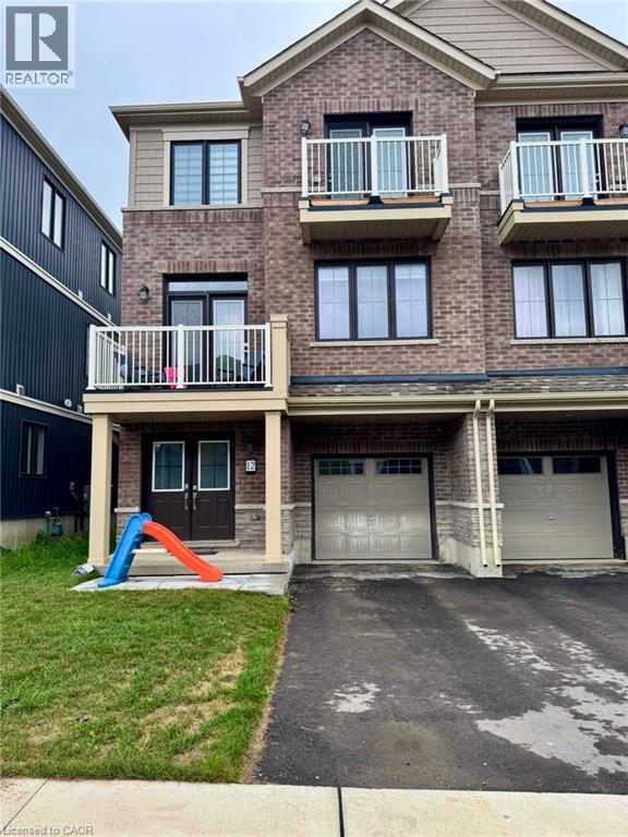 Building Photo - 12 Norwich Cres