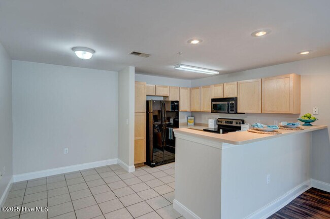 Foto del edificio - 2820 Bloomfield Ln