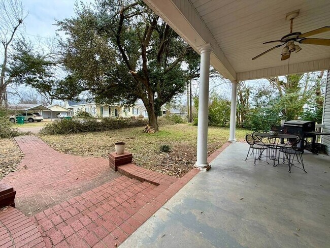 Foto del edificio - 102 Mulberry St