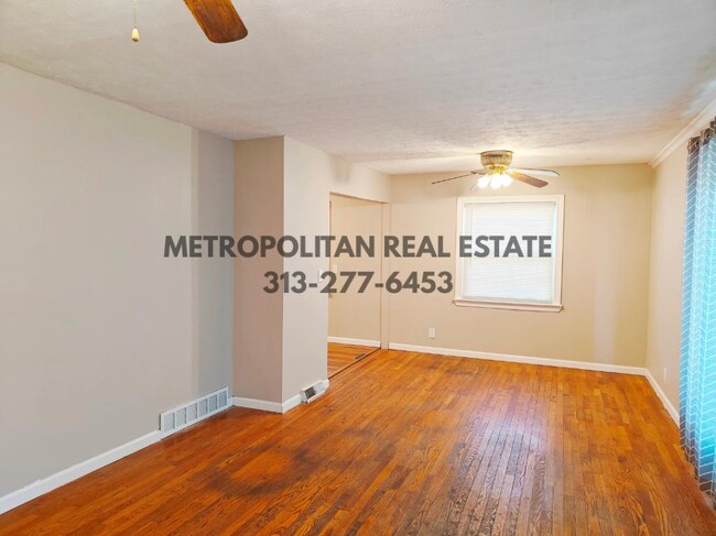 Photo - 5839 Helen St House