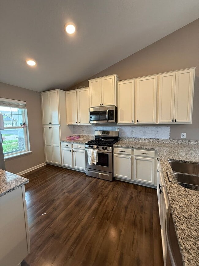 Building Photo - 8530 Titanium Cir