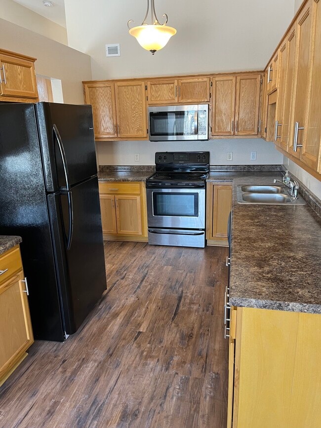 Foto del edificio - 540 6th Ave NE