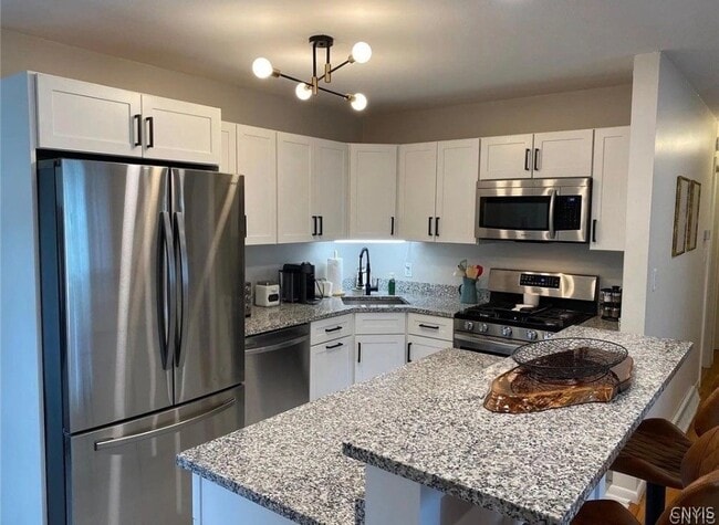 Foto del edificio - 1318 Ashton Rd