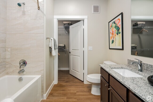 2HAB, 2BA - 1.317SF | B2 - The Hightone
