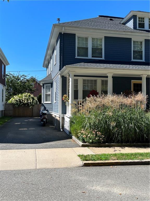32 Thurston Ave Unit A, Newport, RI 02840 Room for Rent in Newport