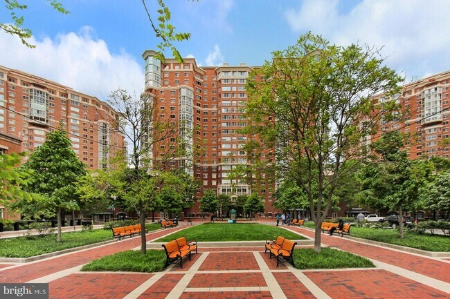 Foto del edificio - 2151 Jamieson Ave