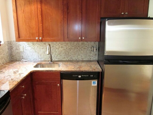 Kitchen 1 - 466 Commonwealth Ave