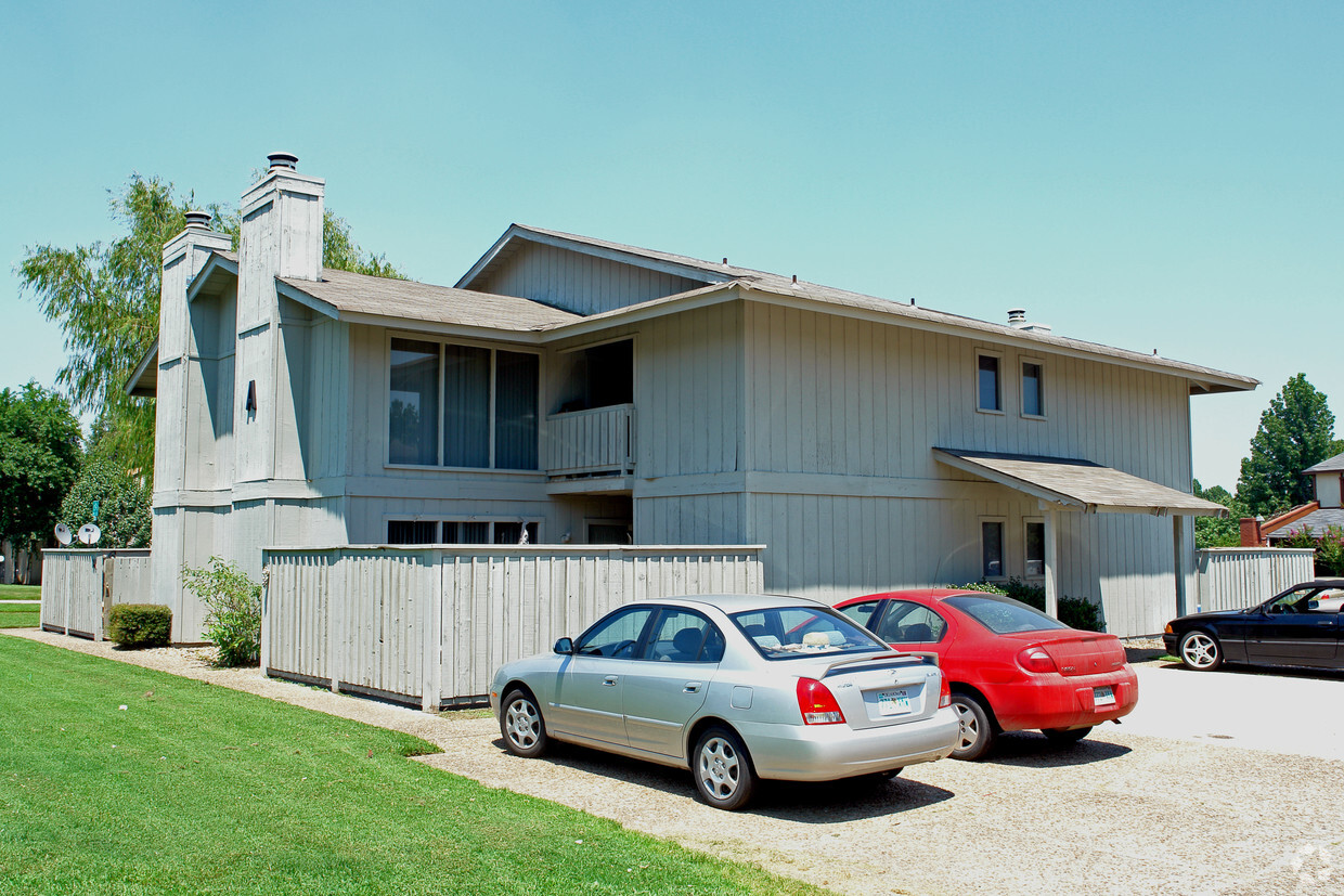 Primary Photo - Rustic Woods Townhomes