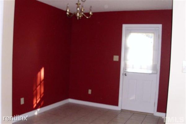 Building Photo - 8020 Baybark Cir