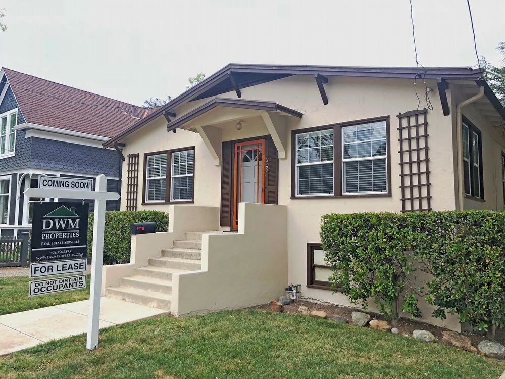 Primary Photo - Los Gatos Charming 2 Bedroom Right Downtown