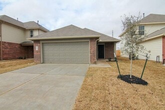Building Photo - 24102 Avogadro Dr