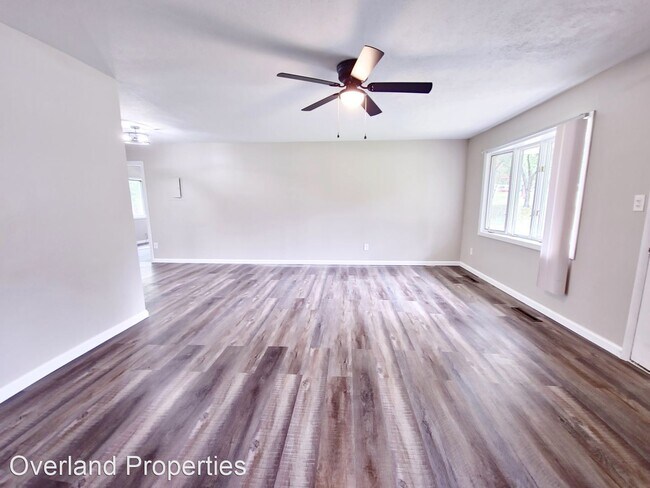 Foto del edificio - 4 br, 1.5 bath House - 6270 Randolph Rd