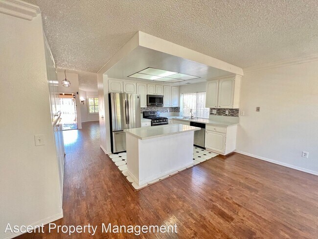Foto del edificio - 4 br, 2 bath House - 2286 Spring oak Way