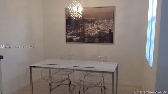 Foto del edificio - 19501 E Country Club Dr