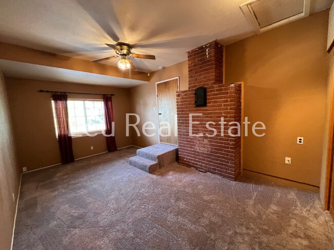 Building Photo - 6030 19th Ave