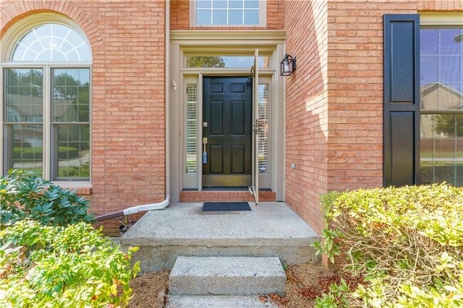 Building Photo - 3272 Pomarine Ln NW