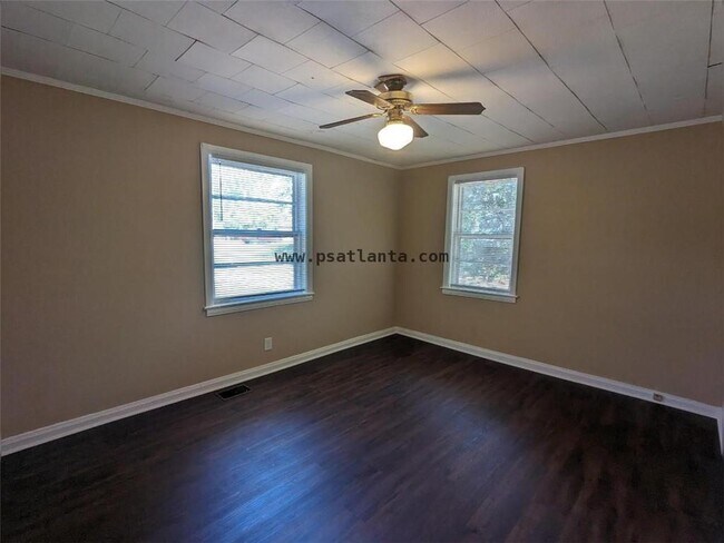 Foto del edificio - 4499 Rockbridge Rd SW