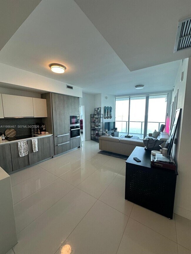 Foto del edificio - 2900 NE 7th Ave