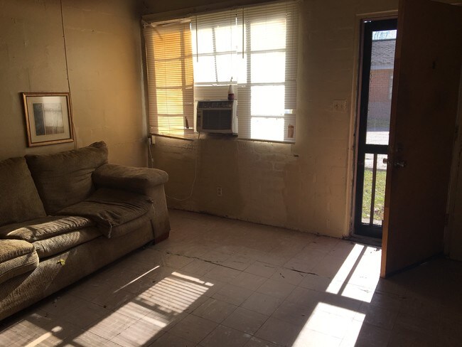 Foto del edificio - 2141 Waverly St