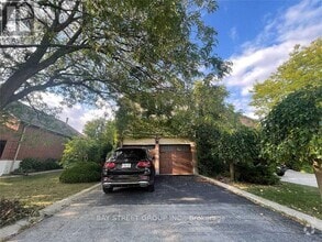 Building Photo - 1028 Bridlewood Trail