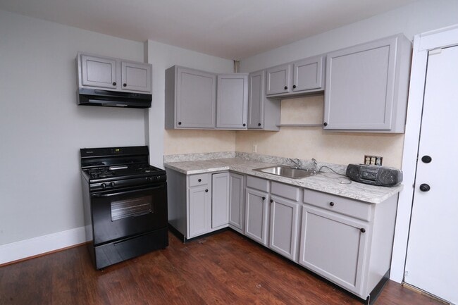 Foto del edificio - 402 N 8th St