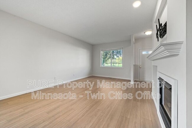Building Photo - 1877 111th Ave NE