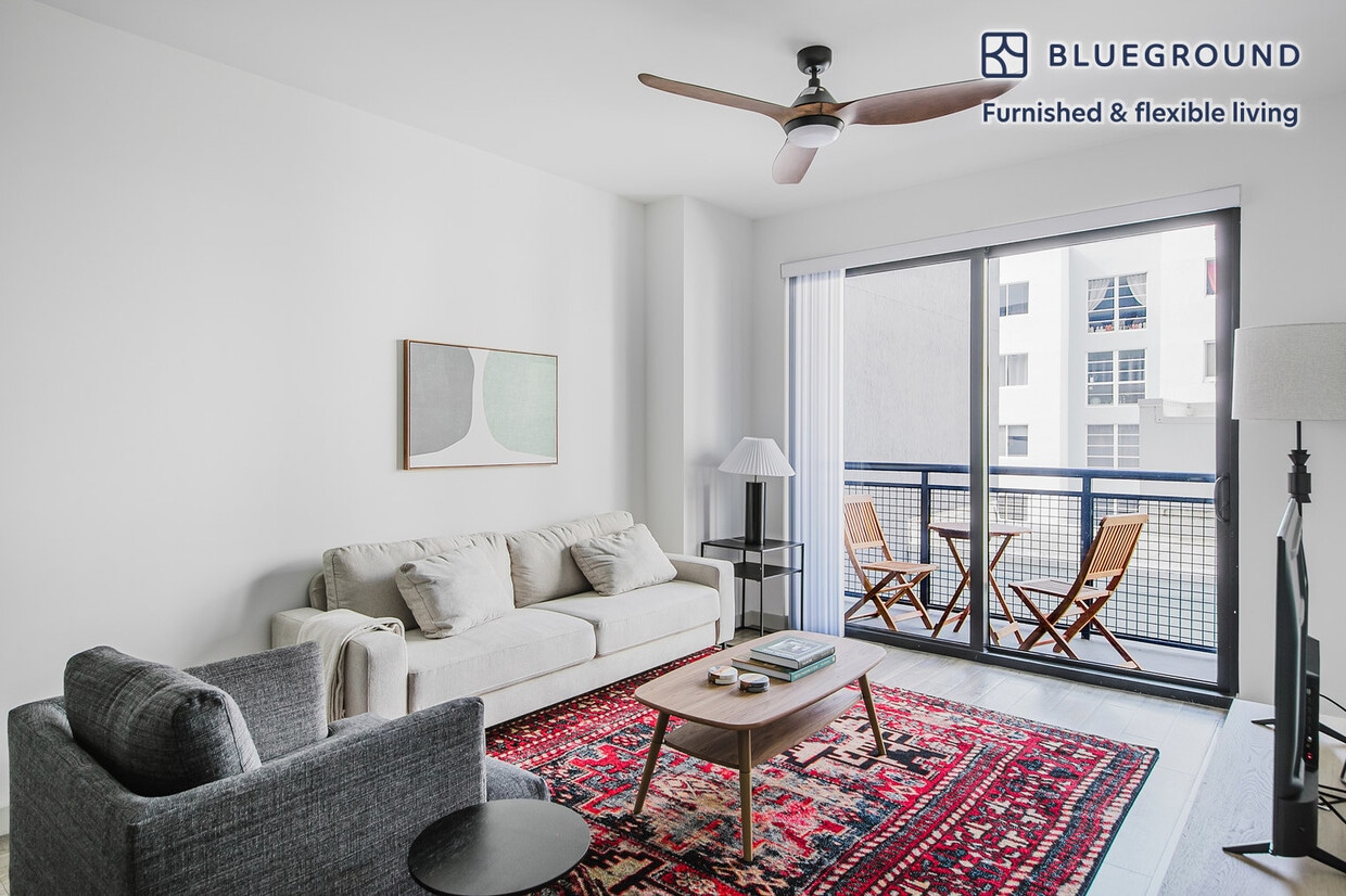 Foto principal - 221 SW 12th St