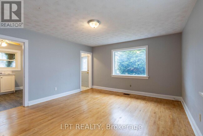 Photo du bâtiment - 342 Linwood Ave