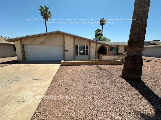 Building Photo - 1823 E Watson Dr