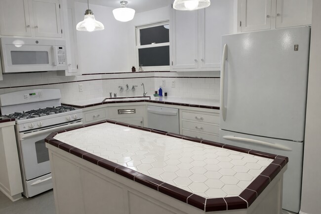 Foto del edificio - 1615 Phillips Ln