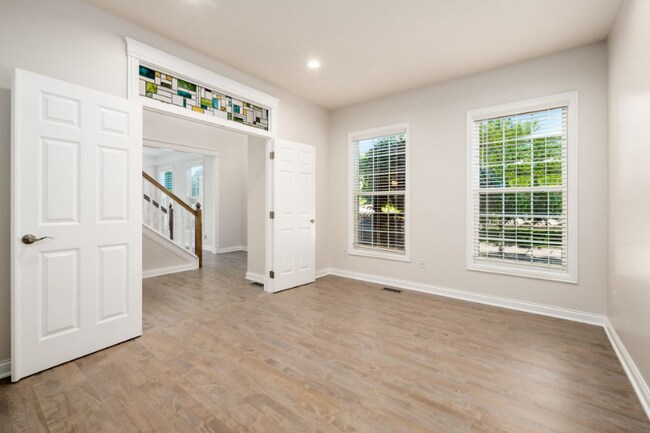 Foto del edificio - 7200 Fernridge Dr