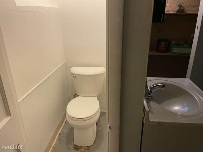 Foto del edificio - 3 br, 2 bath House - 1667 Temple Ave