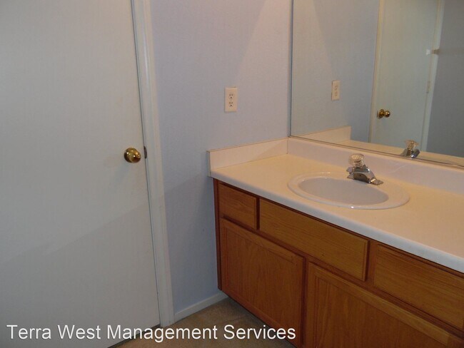 Building Photo - 2 br, 1.5 bath House - 9972 Delicate Dew S...