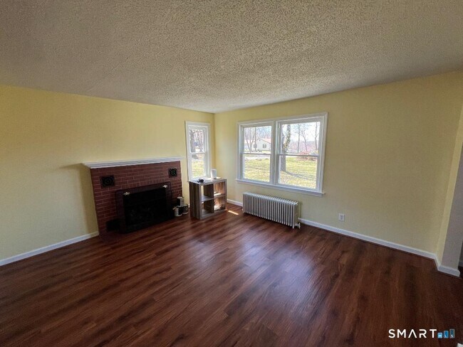 Foto del edificio - 138 Mountain St