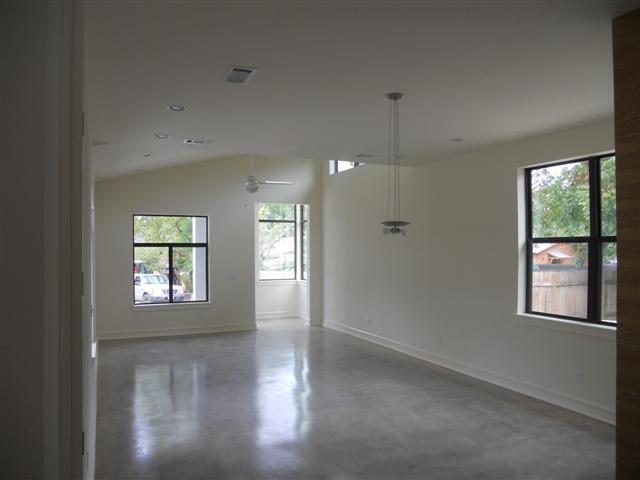Foto del edificio - 5513 Joe Sayers Ave