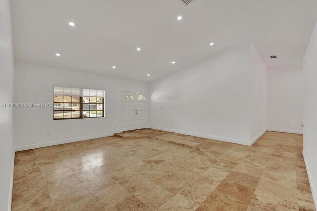 Foto del edificio - 1981 SW 139th Ct