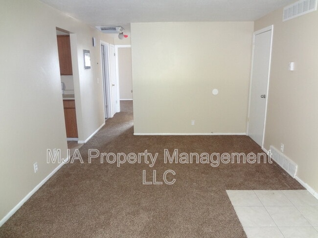 Building Photo - 4642 S Arlington Park Dr.