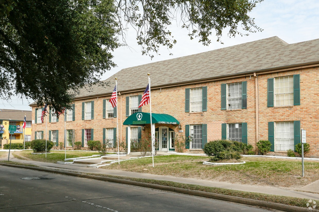 Building Photo - Villa Bella Apartments