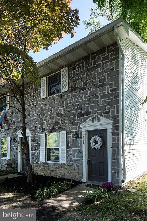 Building Photo - 938 Grantham Rd