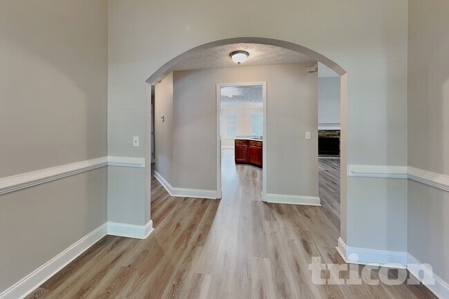 Foto del edificio - 110 Brooks Cir